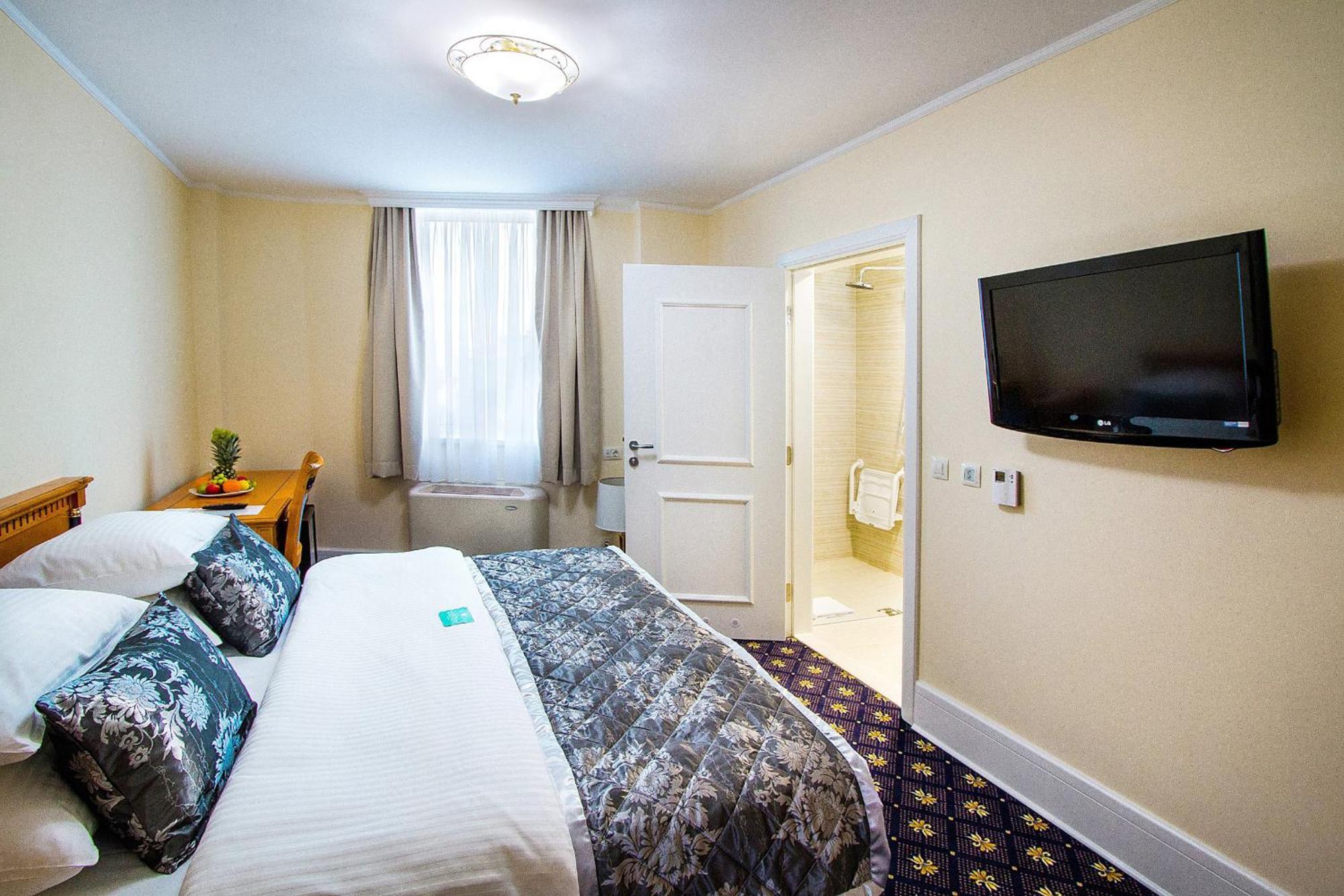 A Hoteli - Hotel Sloboda Šabac Extérieur photo