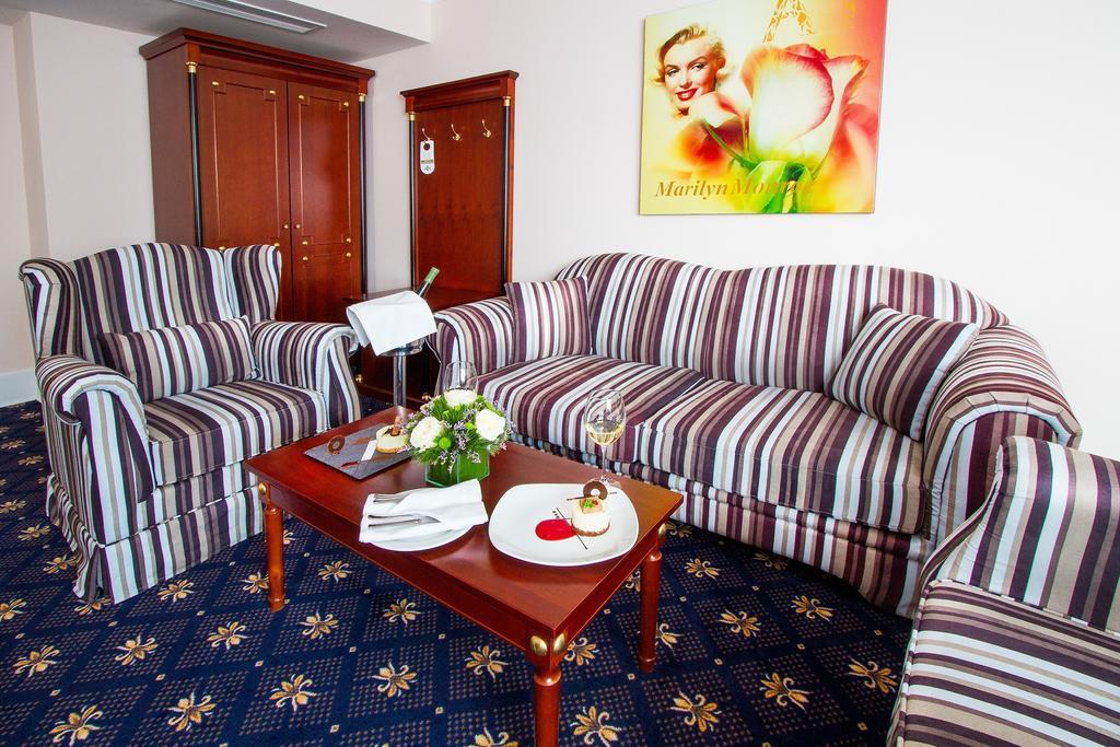 A Hoteli - Hotel Sloboda Šabac Chambre photo
