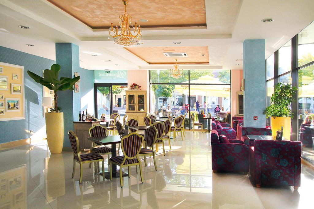 A Hoteli - Hotel Sloboda Šabac Extérieur photo