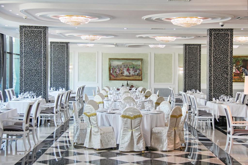 A Hoteli - Hotel Sloboda Šabac Extérieur photo